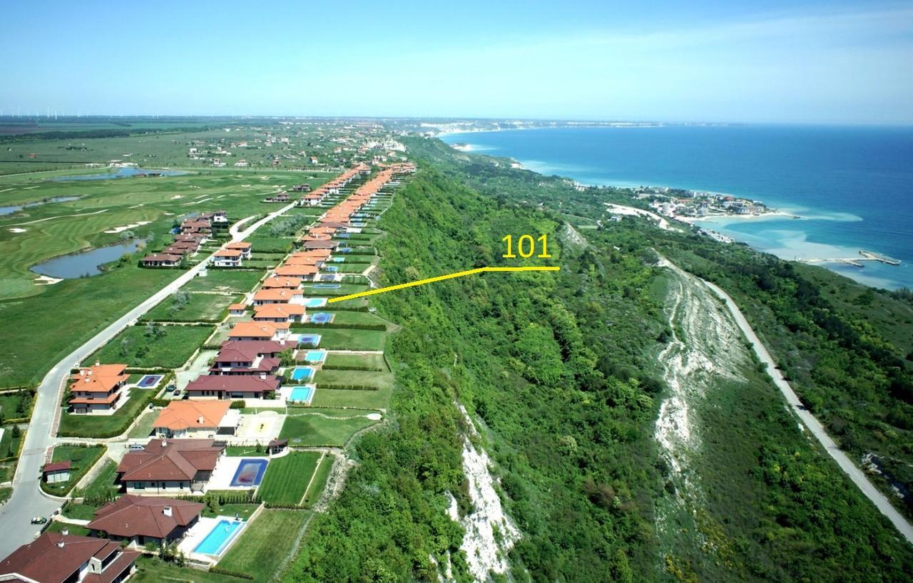Private First Line With Sea View In Blacksearama Golf * Bałczik